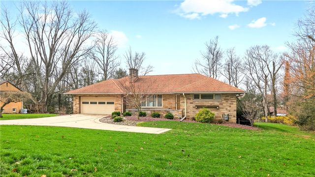 243 Greenridge Rd, Hempfield Twp, PA 15601