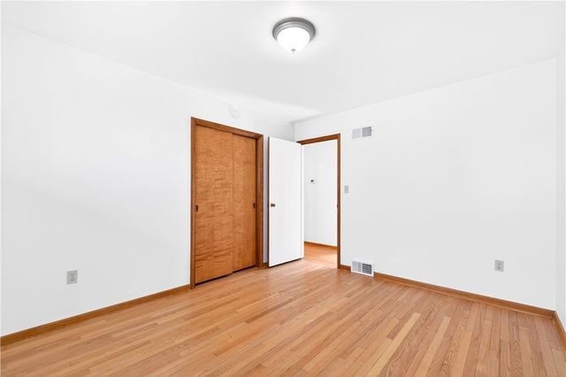 243 Greenridge Rd, Hempfield Twp, PA 15601