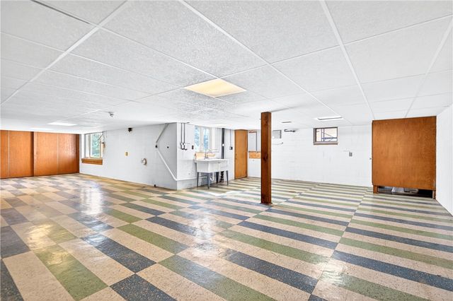 243 Greenridge Rd, Hempfield Twp, PA 15601