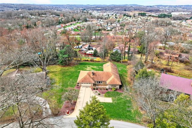 243 Greenridge Rd, Hempfield Twp, PA 15601