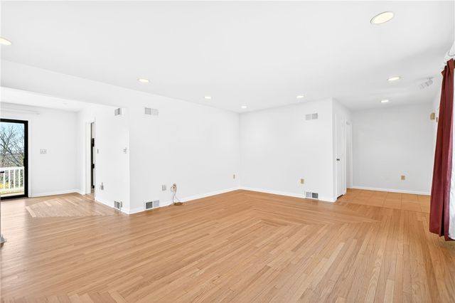 243 Greenridge Rd, Hempfield Twp, PA 15601