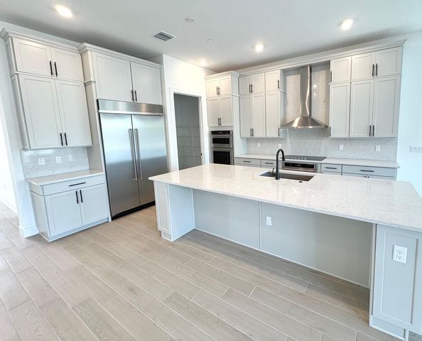 8225 Nilsa Place Stellar 39, Davie, FL 33328