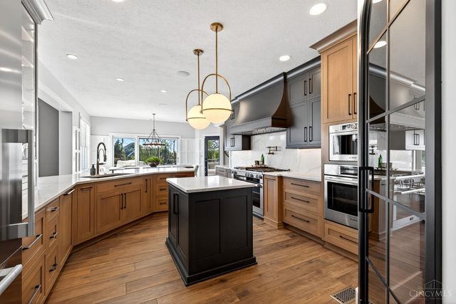 701 Grand Wood Court, Clearcreek Twp., OH 45066