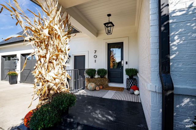 701 Grand Wood Court, Clearcreek Twp., OH 45066