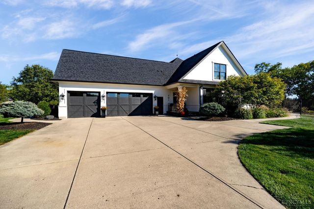 701 Grand Wood Court, Clearcreek Twp., OH 45066