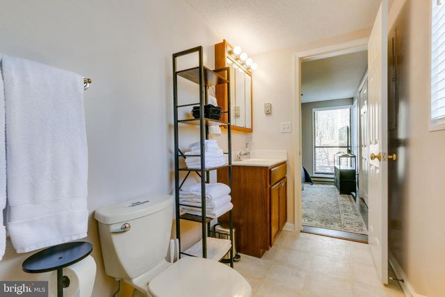 170 ONEIDA TRAIL, Hedgesville, WV 25427