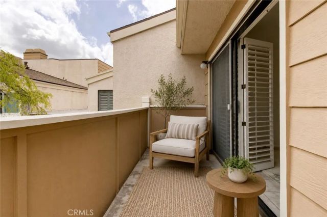 456 E San Jose K, Burbank, CA 91501