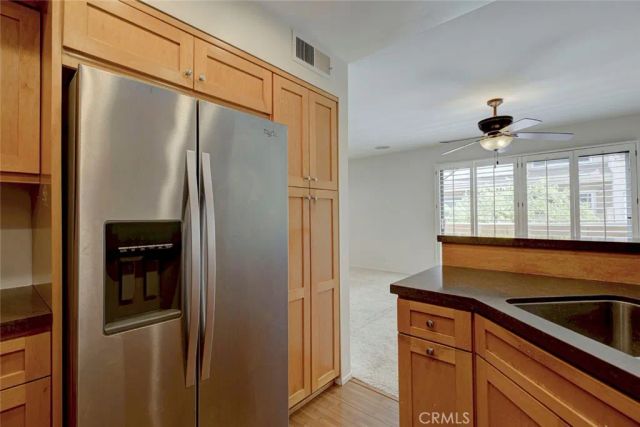 456 E San Jose K, Burbank, CA 91501