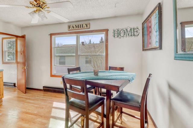 3102 8th Avenue N, Fargo, ND 58102