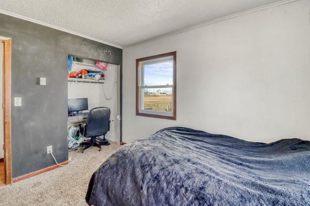 3102 8th Avenue N, Fargo, ND 58102