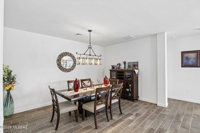 670 W Lexington Street, Vail, AZ 85641