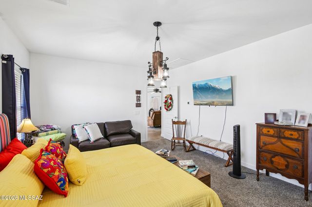 670 W Lexington Street, Vail, AZ 85641