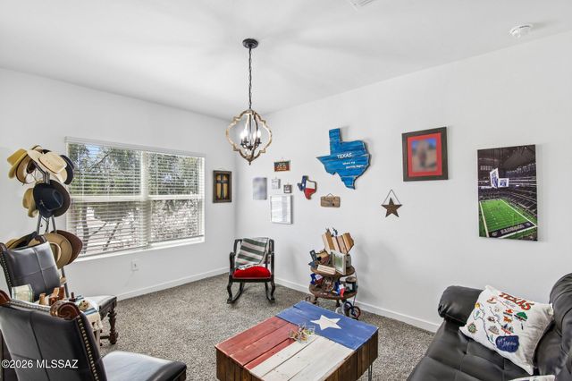 670 W Lexington Street, Vail, AZ 85641