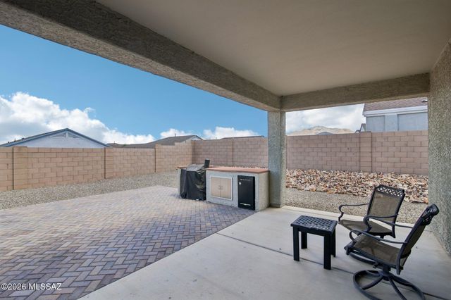 670 W Lexington Street, Vail, AZ 85641