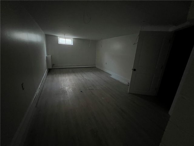 28 Hill Top Drive, Warwick, RI 02818