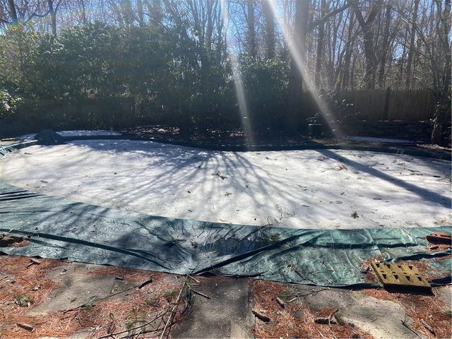 28 Hill Top Drive, Warwick, RI 02818