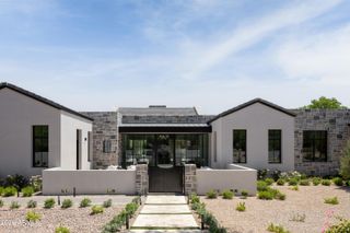 7825 N INVERGORDON Place, Paradise Valley, AZ 85253