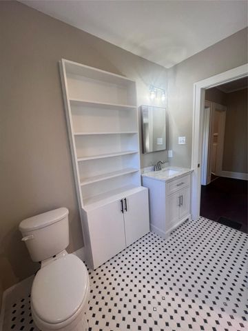305 Moore BLVD A, Austin, TX 78705