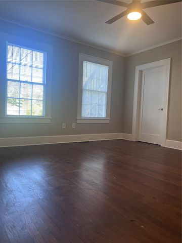 305 Moore BLVD A, Austin, TX 78705