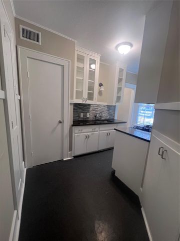305 Moore BLVD A, Austin, TX 78705
