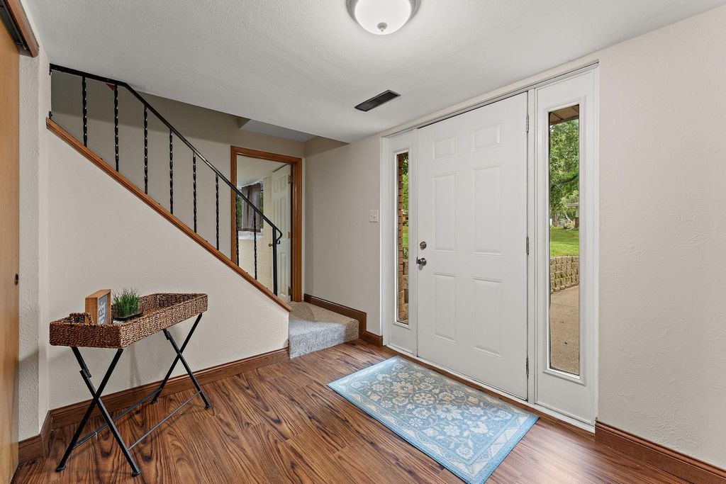2624 Bittersweet Lane, Maplewood, MN 55109 — photo 5