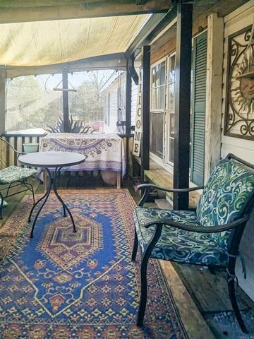 459 Junction Road, Mountain View, AR 72560