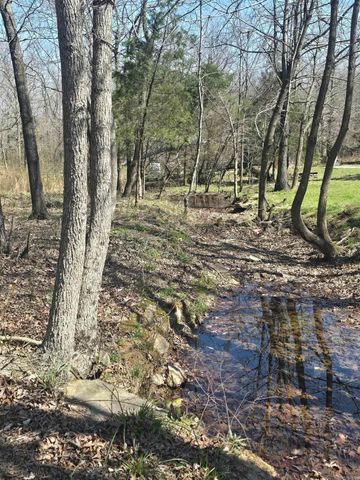 459 Junction Road, Mountain View, AR 72560