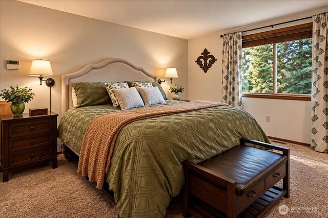 18316 Cedarbough Loop, Arlington, WA 98223