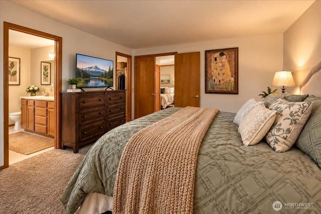18316 Cedarbough Loop, Arlington, WA 98223