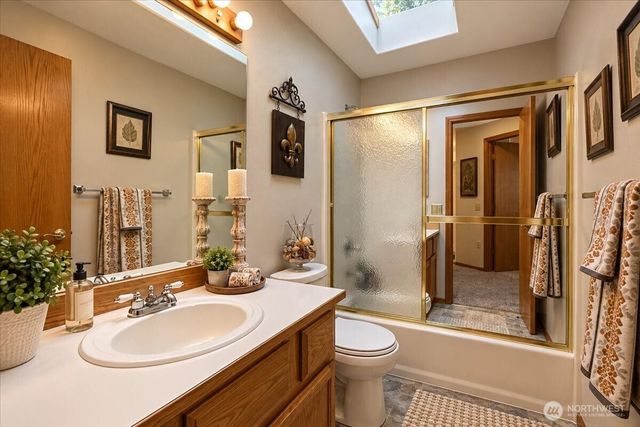18316 Cedarbough Loop, Arlington, WA 98223