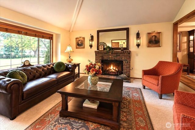 18316 Cedarbough Loop, Arlington, WA 98223