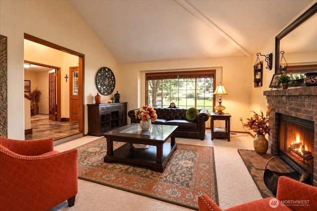 18316 Cedarbough Loop, Arlington, WA 98223