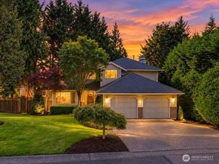 18316 Cedarbough Loop, Arlington, WA 98223