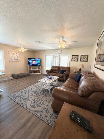 1216 CHESTNUT COURT, Plant City, FL 33563