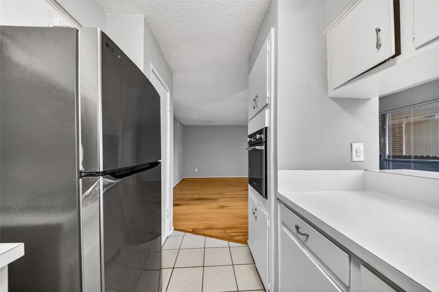 7714 Renwick Drive 23, Houston, TX 77081