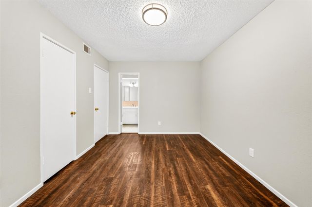 7714 Renwick Drive 23, Houston, TX 77081