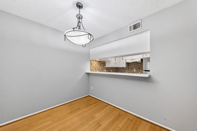 7714 Renwick Drive 23, Houston, TX 77081