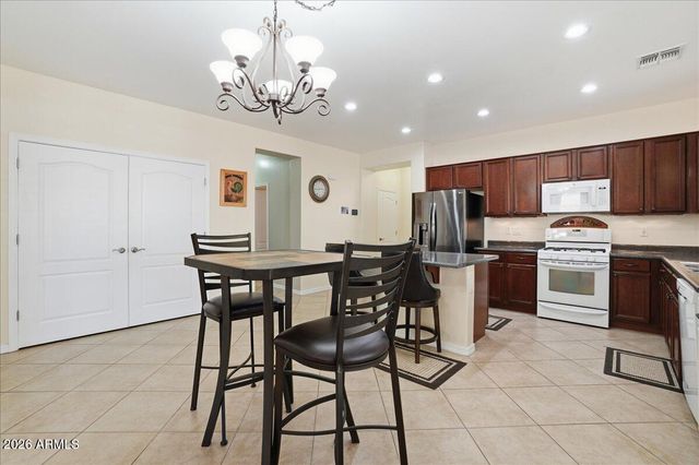 454 E QUAIL Drive, Casa Grande, AZ 85122