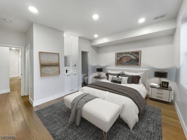 285 Lembeck Ave, Jersey City, NJ 07305