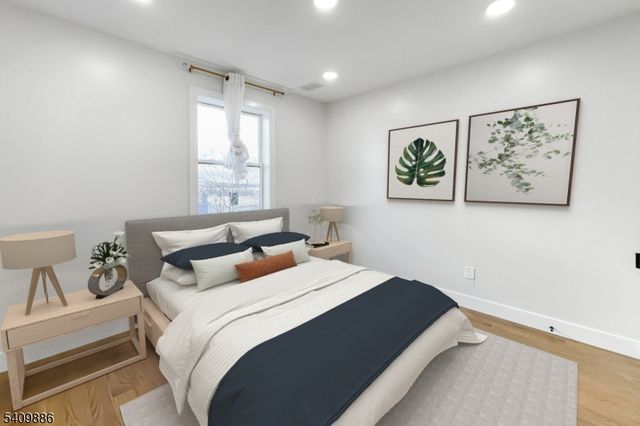 285 Lembeck Ave, Jersey City, NJ 07305