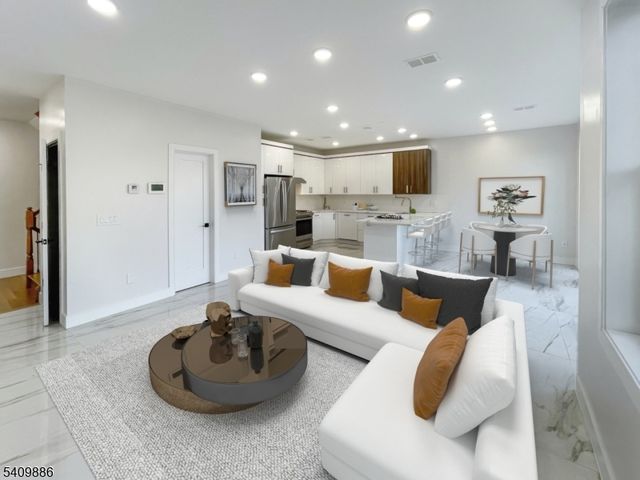 285 Lembeck Ave, Jersey City, NJ 07305