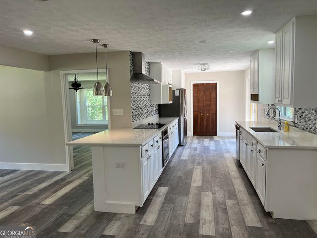 415 Crabapple Road, Fayetteville, GA 30215