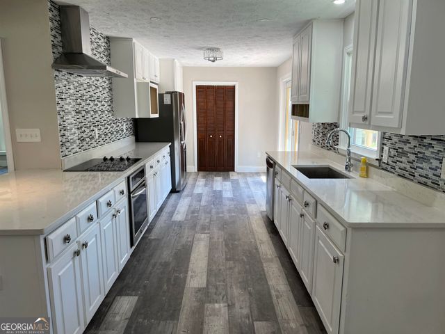 415 Crabapple Road, Fayetteville, GA 30215