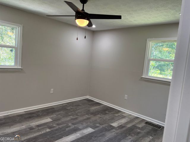 415 Crabapple Road, Fayetteville, GA 30215