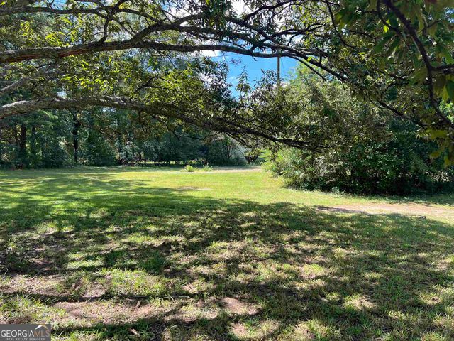 415 Crabapple Road, Fayetteville, GA 30215