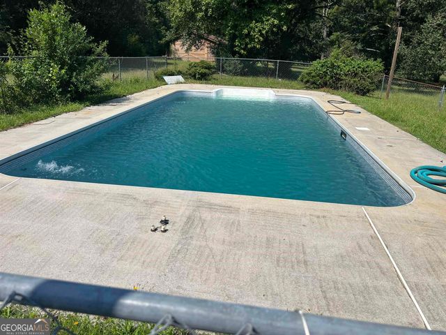 415 Crabapple Road, Fayetteville, GA 30215