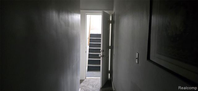 32 Augusta Avenue, Pontiac, MI 48341