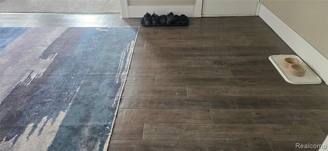 32 Augusta Avenue, Pontiac, MI 48341