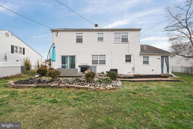 18 GEORGE READ RD, New Castle, DE 19720