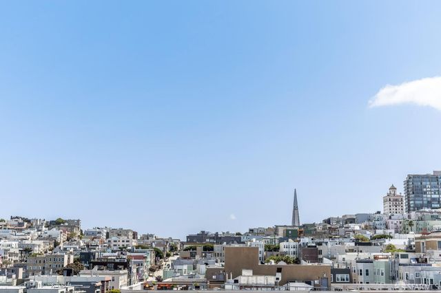 1645 Pacific Avenue 1D, San Francisco, CA 94109